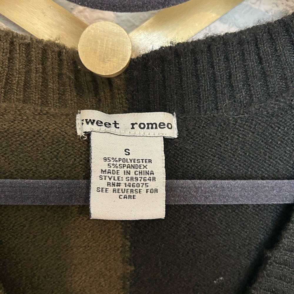Sweet Romeo Olive V-Neck Sweater - Picture 2 of 2